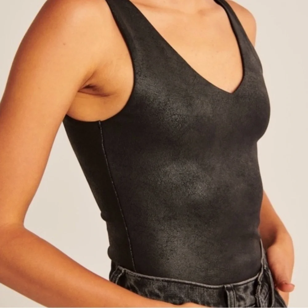 Abercrombie & Fitch Black Faux Leather Bodysuit Size Medium NWOT - Picture 8 of 9